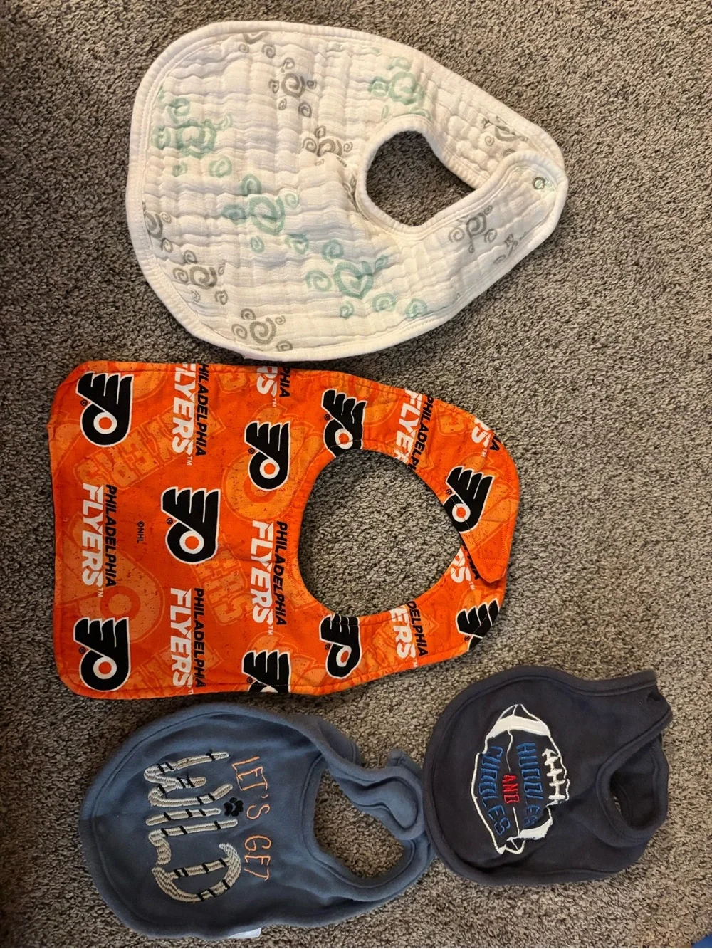 Baby bibs (Flyers, etc.)